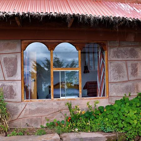 Taquile Lodge - Un Lugar De Ensueno Huillanopampa Bagian luar foto